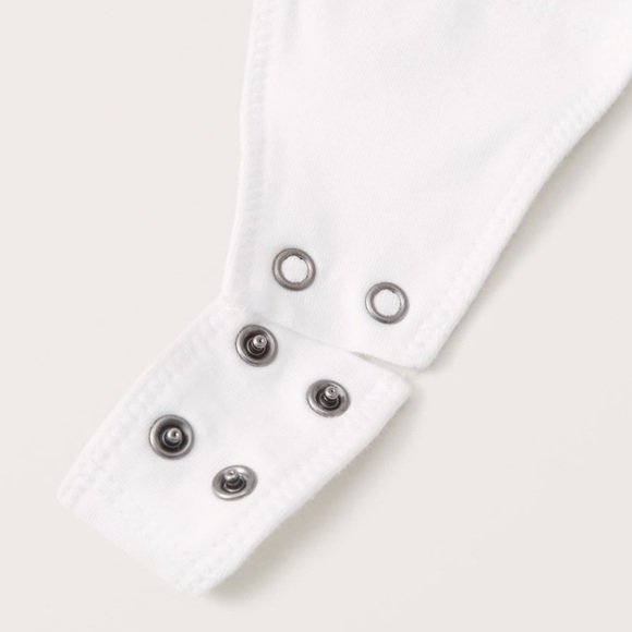 NWT Tie-Front Bodysuit - Size S - Picture 6 of 9